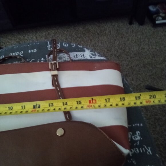 Micheal  Kores Purse please read.Final price pls can' tafford any more discount - Picture 12 of 16